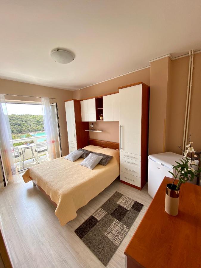 Guesthouse Kurelic Rab Kampor 外观 照片