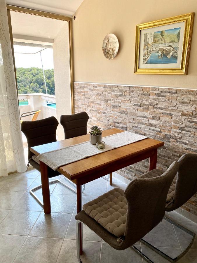 Guesthouse Kurelic Rab Kampor 外观 照片