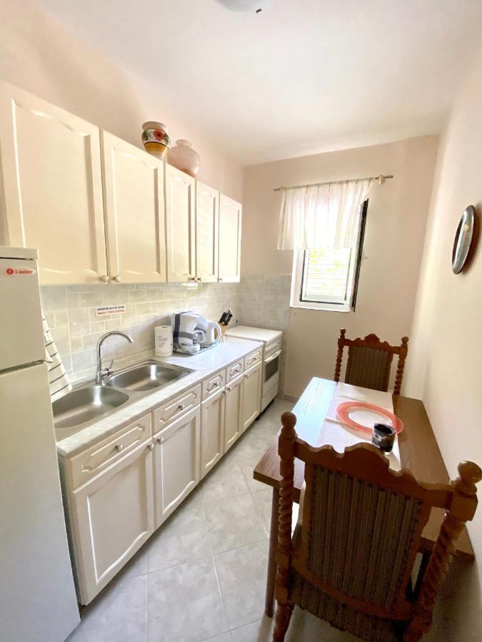 Guesthouse Kurelic Rab Kampor 外观 照片